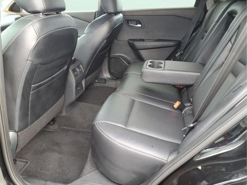 Used 2021 Nissan Rogue SV FWD image 14