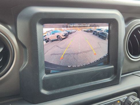 Certified 2022 Jeep Wrangler Unlimited Sport image 19