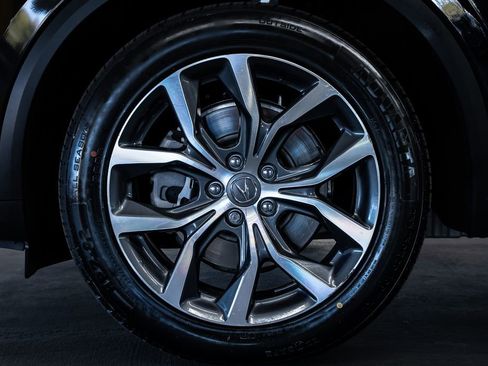 Certified 2023 Acura MDX FWD w/ Technology Package image 18