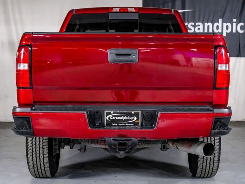 Used 2018 GMC Sierra 3500 Denali w/ Duramax Plus Package image 9
