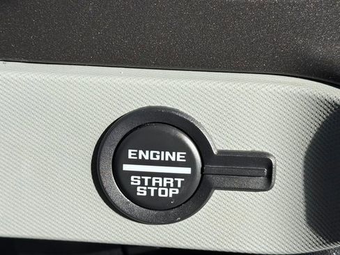 Used 2021 Ford Bronco Badlands image 15