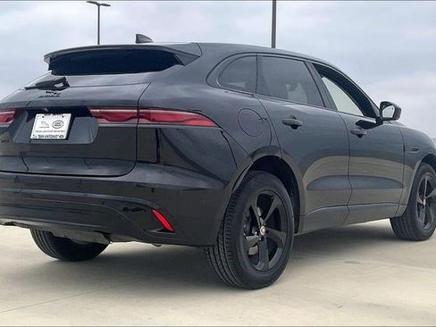 Used 2021 Jaguar F-PACE S image 2