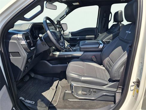 Used 2025 Ford F150 Platinum w/ Equipment Group 702A High AWD/4WD image 17