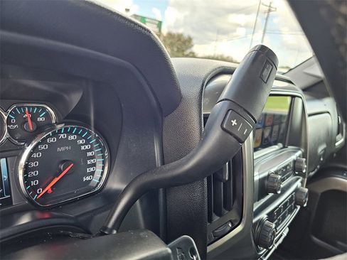 Used 2018 Chevrolet Silverado 1500 LT image 21