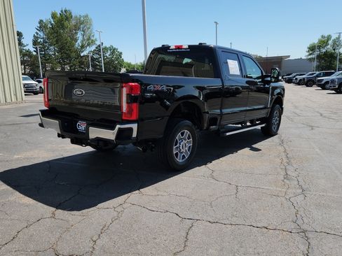 Certified 2025 Ford F250 Lariat AWD/4WD image 11