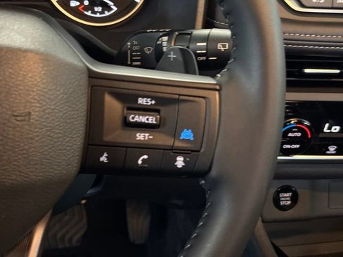 Certified 2026 Nissan Rogue SV AWD/4WD image 29