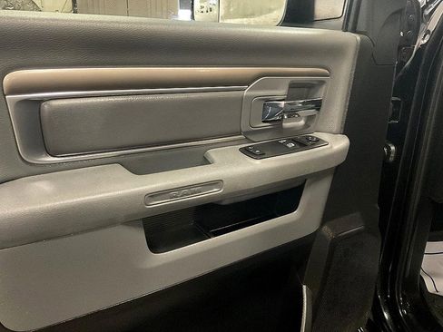 Used 2017 RAM 2500 Tradesman w/ Chrome Appearance Group image 24