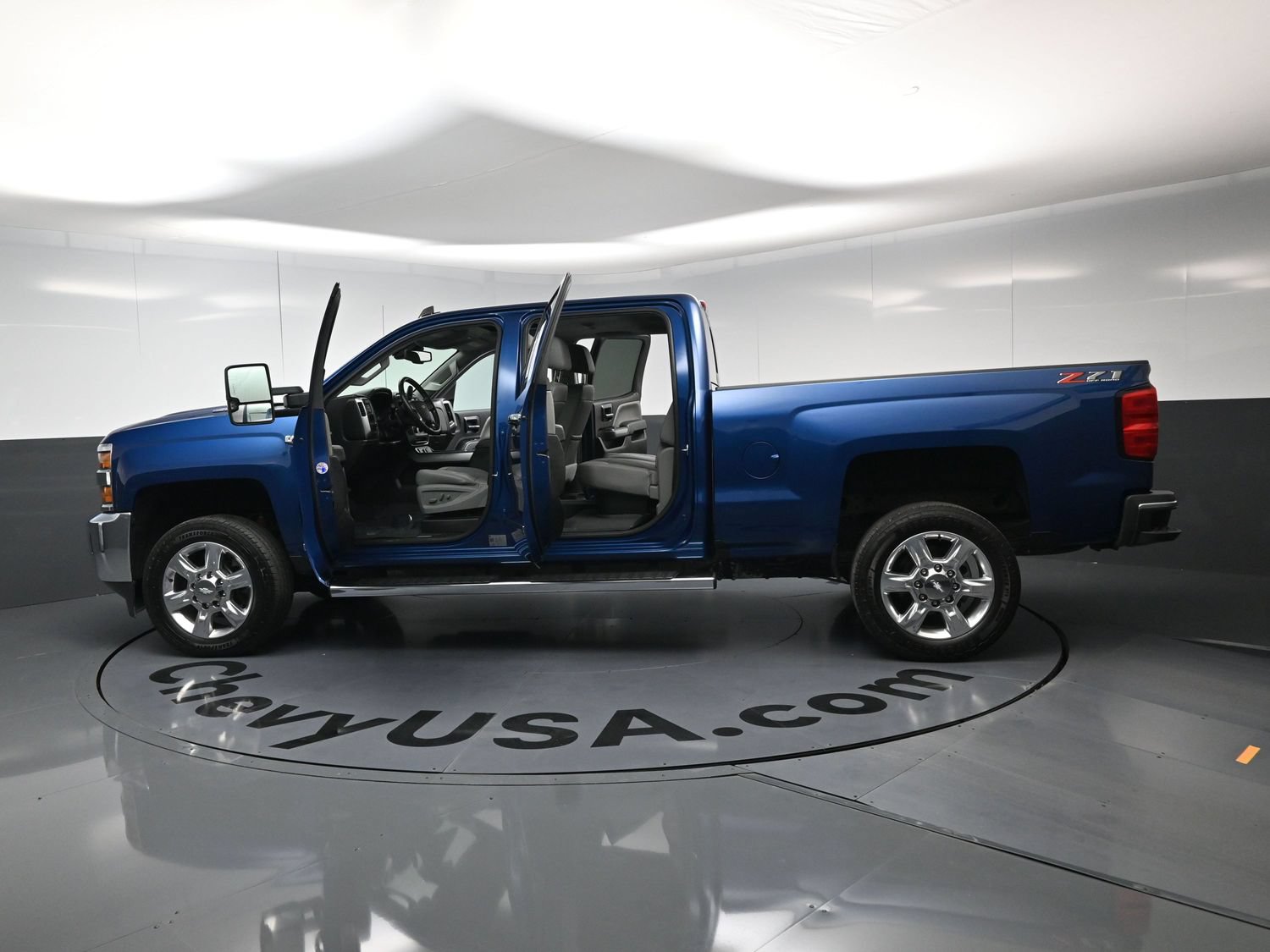 Used 2019 Chevrolet Silverado 2500 LTZ w/ Duramax Plus Package AWD/4WD image 22
