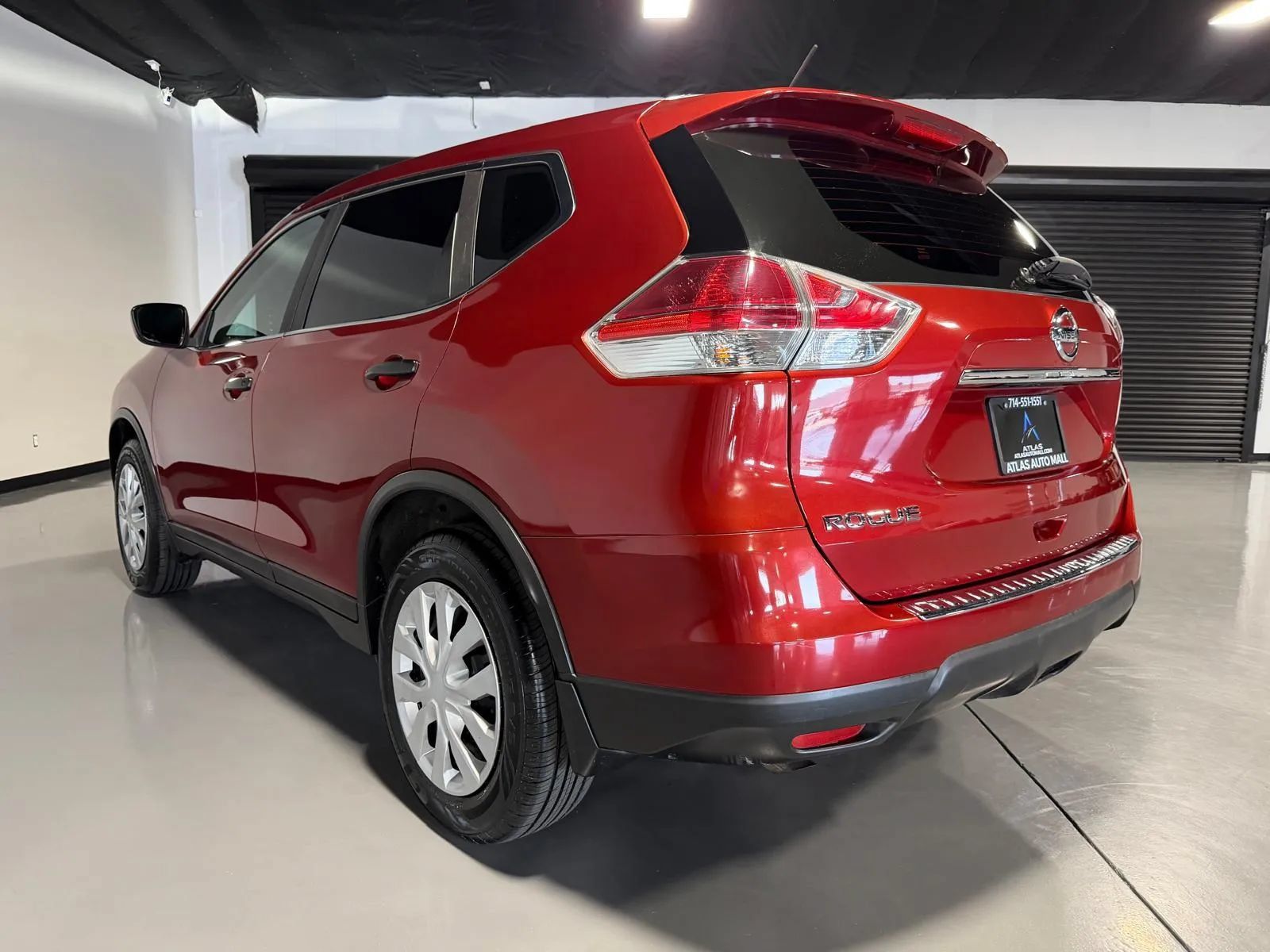Used 2016 Nissan Rogue S FWD image 6