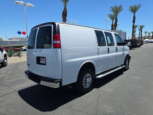 Used 2024 Chevrolet Express 2500 w/ Driver Convenience Package RWD image 8