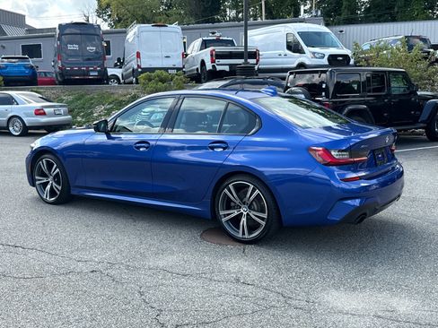 Used 2022 BMW 330i xDrive Sedan w/ M Sport Package AWD/4WD image 6