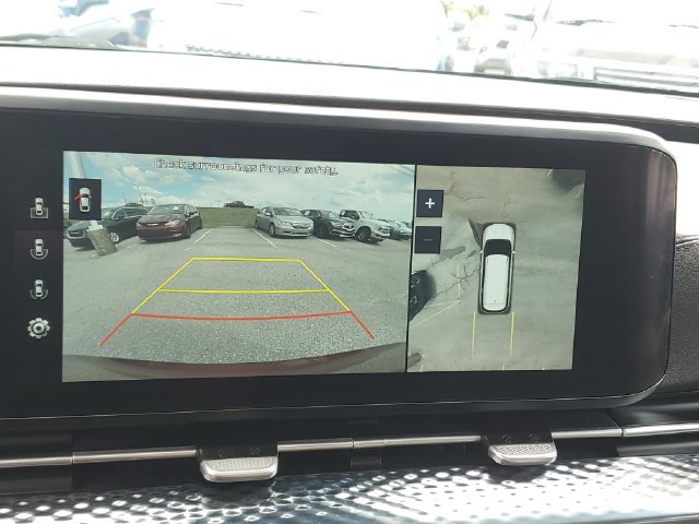 Used 2022 Kia Carnival SX Prestige FWD image 17