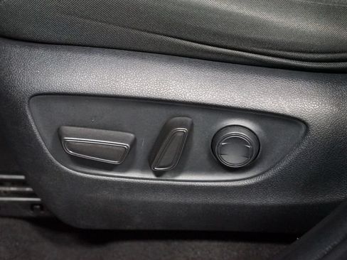Certified 2023 Toyota RAV4 XLE FWD image 33