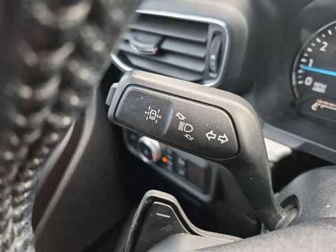 Used 2020 Ford Explorer XLT w/ Equipment Group 202A AWD/4WD image 26
