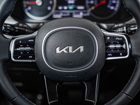 Used 2022 Kia Sorento SX FWD image 16