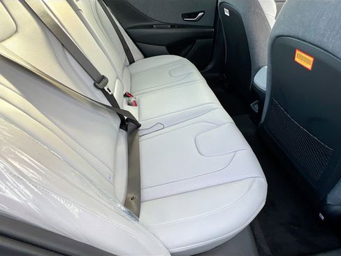 New 2026 Hyundai Elantra Limited w/ Cargo Package FWD image 24