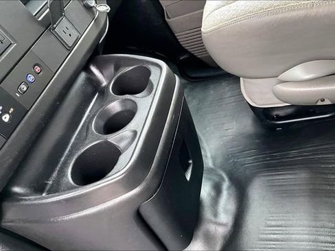 Used 2021 Chevrolet Express 2500 w/ Driver Convenience Package image 18