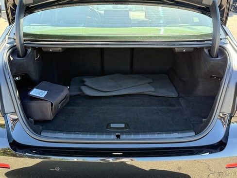 Certified 2023 BMW 530e w/ Convenience Package image 15