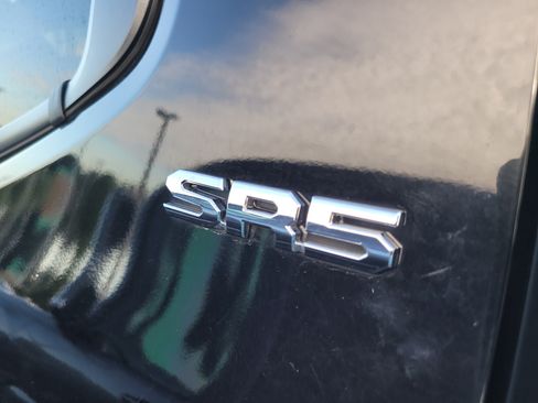 Used 2025 Toyota Tacoma SR5 RWD image 11