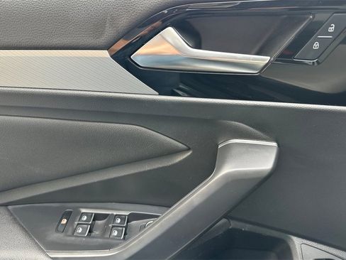 Used 2021 Volkswagen Jetta R-Line image 8