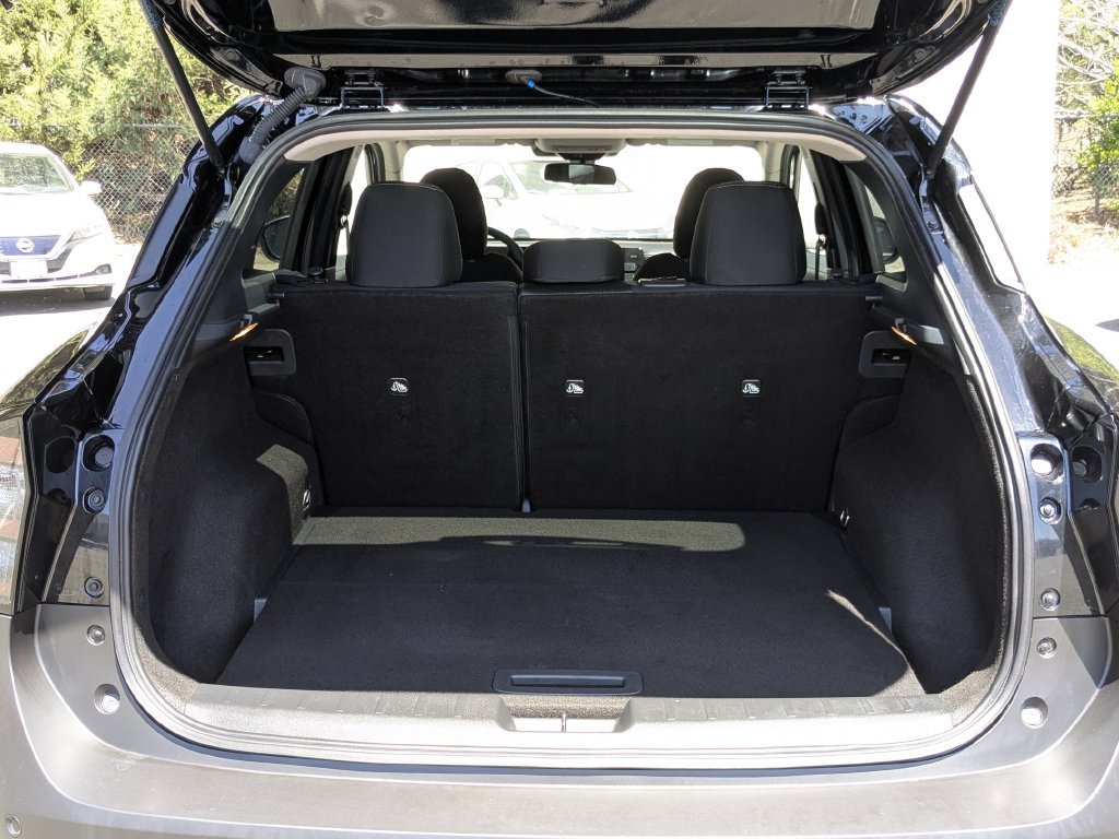 Used 2025 Nissan Kicks SV FWD image 25