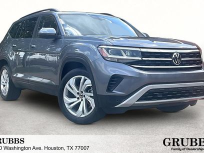Used 2022 Volkswagen Atlas SE w/ Panoramic Sunroof Package