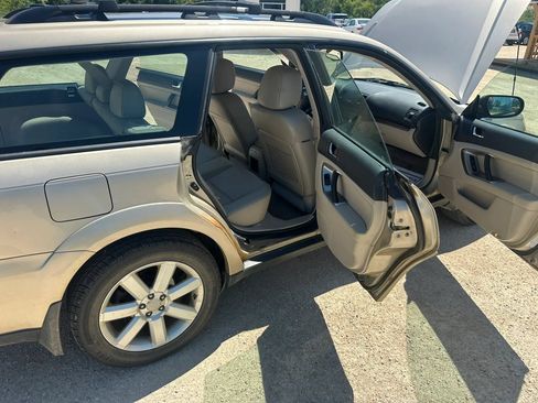 Used 2008 Subaru Outback 2.5i Limited L.L. Bean AWD/4WD image 13