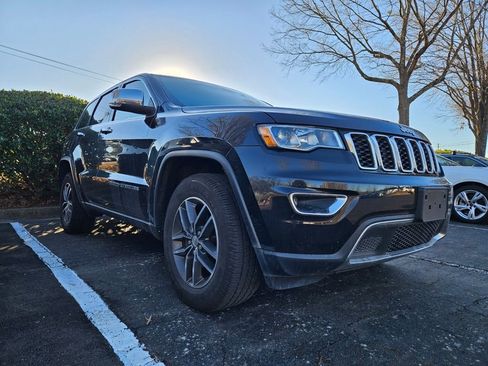 Used 2018 Jeep Grand Cherokee Limited image 6