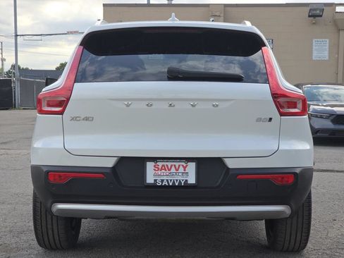 Used 2024 Volvo XC40 B5 Core AWD/4WD image 17