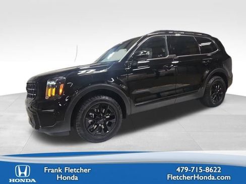 Used 2025 Kia Telluride AWD image 1