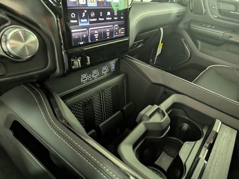 New 2026 RAM 1500 Limited AWD/4WD image 26