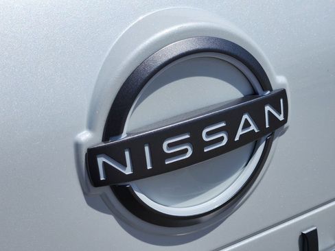 New 2026 Nissan Rogue SV FWD image 8