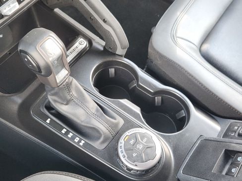 Used 2023 Ford Bronco Big Bend image 15