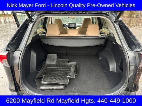 Used 2021 Toyota RAV4 XLE w/ Convenience Package image 21