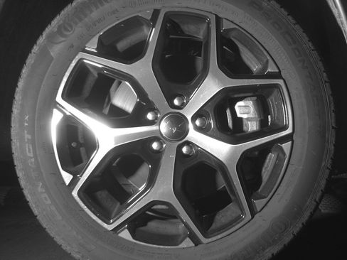 Used 2025 Jeep Compass Limited image 13