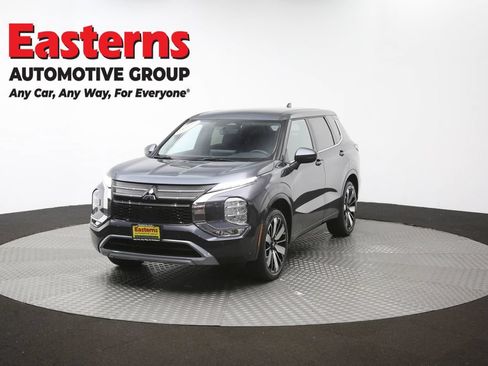Used 2025 Mitsubishi Outlander SE AWD/4WD image 55