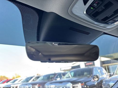 Used 2025 Acura MDX w/ Advance Package image 46