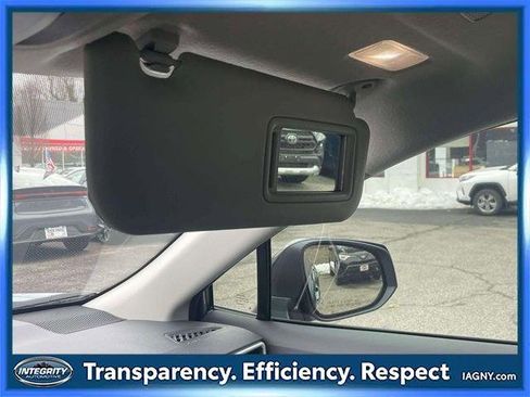 Certified 2026 Toyota Corolla Cross XLE image 31