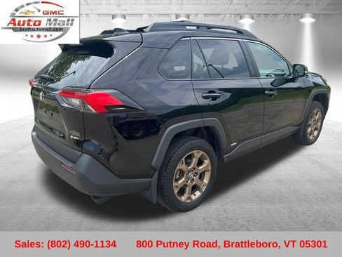 Used 2025 Toyota RAV4 Woodland Edition w/ Weather Package AWD/4WD image 5
