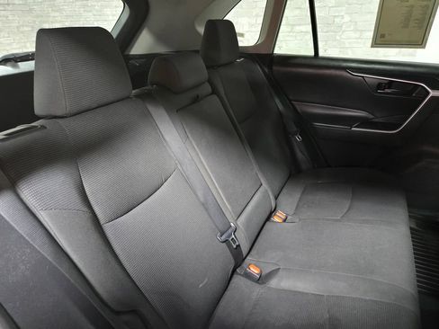 Used 2021 Toyota RAV4 LE AWD/4WD image 48