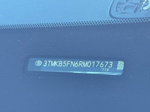 Certified 2024 Toyota Tacoma SR5 image 31