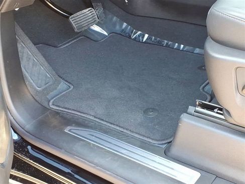 New 2026 GMC Sierra 2500 SLT w/ SLT Convenience Package image 35