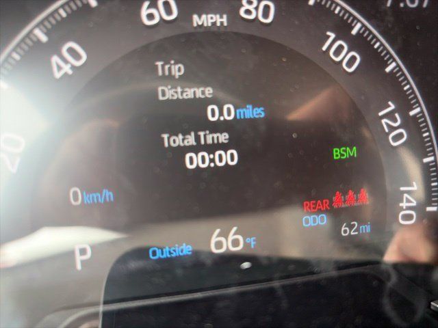 Used 2025 Toyota RAV4 LE AWD/4WD image 10