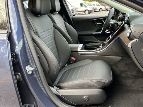 Used 2026 Mercedes-Benz C 300 4MATIC Sedan image 26
