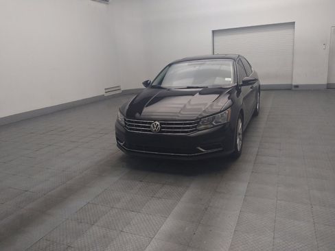 Used 2018 Volkswagen Passat 2.0T SE FWD image 15