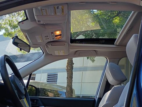 Used 2017 Subaru Forester 2.5i Premium AWD/4WD image 16