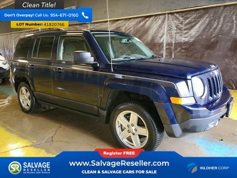 Used 2014 Jeep Patriot Latitude AWD/4WD image 5