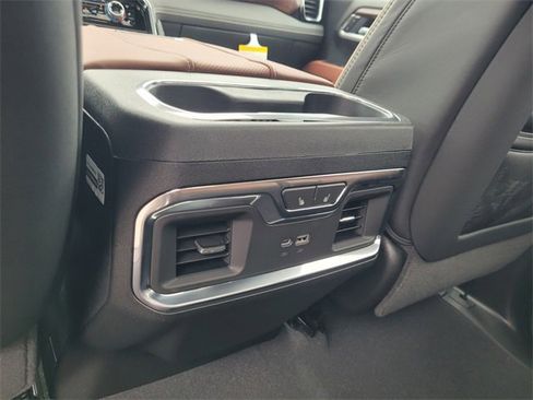 New 2026 GMC Sierra 2500 Denali Ultimate image 9