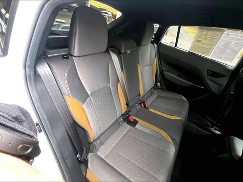 Certified 2025 Subaru Crosstrek 2.5i Sport w/ Crosstrek Mirror Package image 15