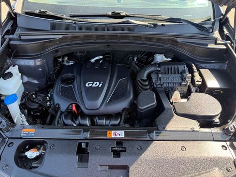 Used 2016 Hyundai Santa Fe Sport w/ Option Group 02 AWD/4WD image 17